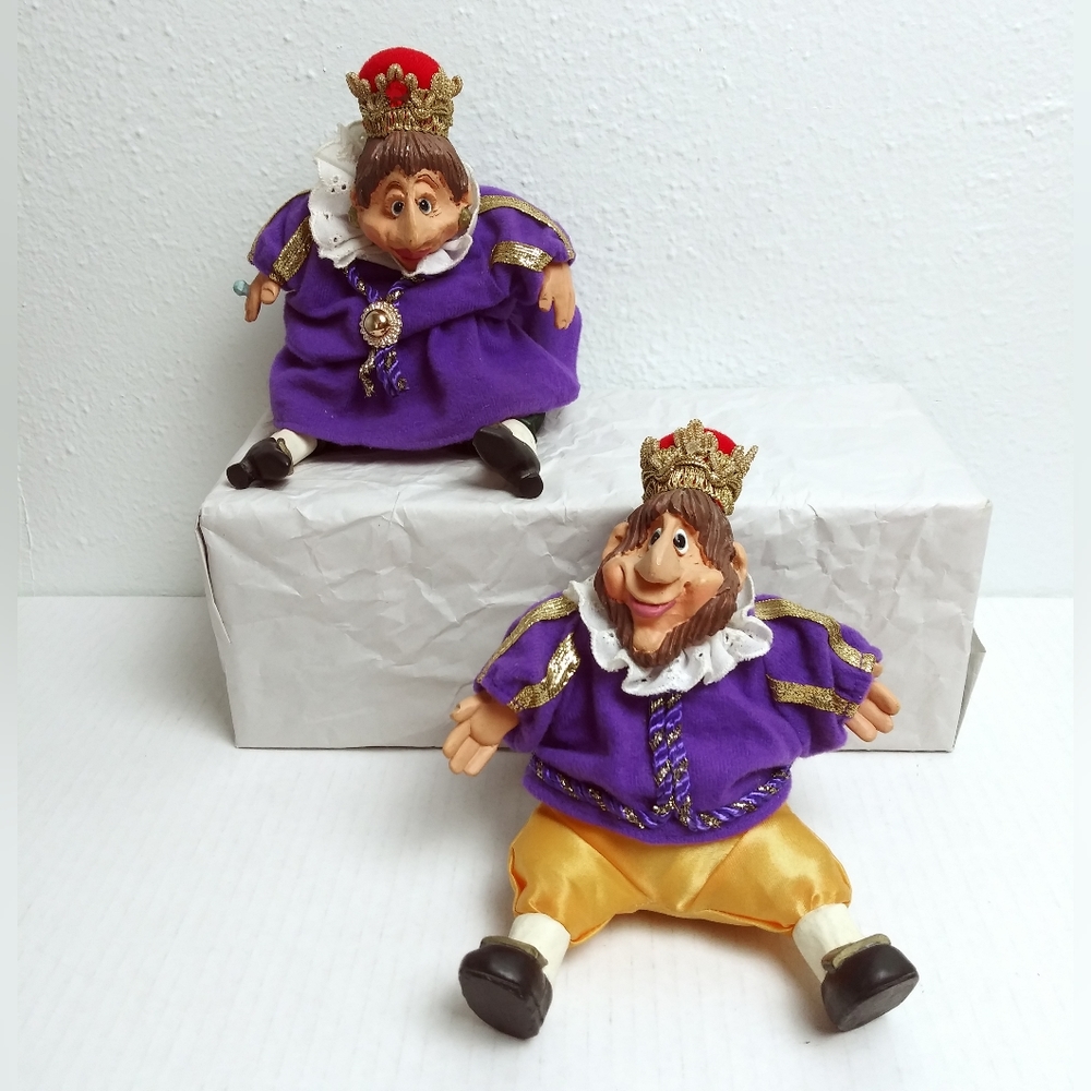 Russ Berry & Co Vintage Hand Painted Midieval Court King & Queen